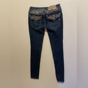 Miss Me skinny jeans size 25